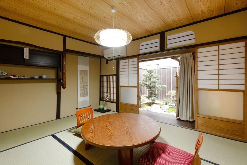 Kyoto Nijo Guest House Ichikawa Villa Exterior photo